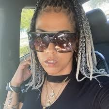 Krissy Redd's Instagram, Twitter & Facebook