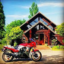 toso屋 ぼくがバイクに目覚めた時から営業してる喫茶店 当時は カフェ と言えば コーヒー の気取った言い方であり 今で言う カフェ の意味は成してなかった 今ではここtoso屋をググるとしっかりと カフェ のジャンルに入っている メニューがバイク用語を