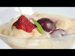 Recette De Dessert De Fruits A La Creme Custard Video Recette Dessert Recette Dessert Aux Fruits