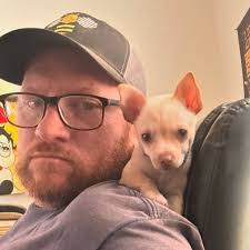 Charlie Bee's Instagram, Twitter & Facebook