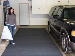The Water Absorbing Garage Mat Uses Patented Two Layer Design That Absorbs Water Snow And Mud Garage Floor Mats Garage Mats Garage Floor