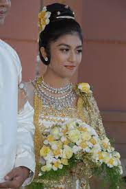 Burmese Bride Visit Us At Www Visitmm Com Wedding Hairstyles Bride Traditional Wedding