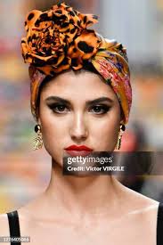 305 Colourful Smokey Eye Stock Photos, High-Res Pictures, and Images