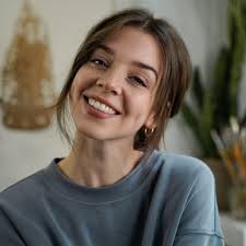 Brooke Cormier's Instagram, Twitter & Facebook