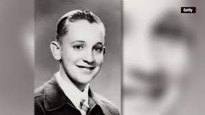 The argentine pope had part of one lung removed when he was a young man but has otherwise enjoyed relatively robust health. The Man Who Became Pope Francis Cnn Video