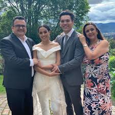 Daughter of juan carlos estupiñán and liliana garcía, from 12 years begins to make theater and enters an academy of caracol. Ana Maria Estupinan Added A New Photo Ana Maria Estupinan