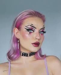 Naomi Jon eyeliner : r/BeautyGuruChatter