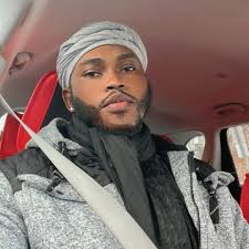 A driver hit a curb and “became airborne” before a seven-car crash in Largo  that killed two women and sent five people to the hospital, police said.  The victims were 50 and