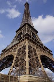 (7)(sagen)_ deiner familie oder freunden, wann du fährst, wohin und mit wem. Eiffelturm Paris 7 1889 Structurae