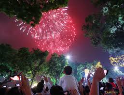 Tết dương lịch 2021, thành phố hà nội sẽ tổ chức bắn pháo hoa tầm cao tại ba điểm là hồ gươm, công viên thống được sự đồng ý của thủ tướng, thường trực thành ủy, ubnd tp hà nội sẽ tổ chức bắn pháo hoa tầm cao tại 3 địa điểm để mừng tết dương lịch 2021 bao gồm: Ä'á»‹a Ä'iá»ƒm Báº¯n Phao Hoa Táº¿t DÆ°Æ¡ng Lá»‹ch Va Táº¿t Am Lá»‹ch 2021 Du Lá»‹ch Sá»'