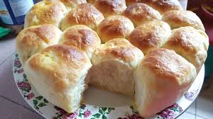 Ada sesetengah agak susah untuk dibuat, namun ada juga yang senang sahaja untuk dicuba kerana ianya menggunakan sukatan cawan. Resepi Roti Paung Manis