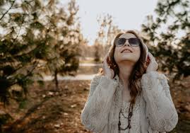 Avec jolie nana, qui cartonne en streaming, aya nakamura est d�j� � la t�te d'un des tubes de l'�t� 2020. Les Chansons Qui Vous Rendent Belles Et Fortes Elle