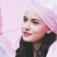 Fahriyelove On Twitter Turkish Beauty Character Inspiration Girl Beauty Women