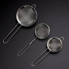 Because of its fine mesh, rinse fine grains like quinoa without losing a seed. Stainless Steel Kitchen Fine Mesh Food Strainer For Flour And Oil Sieve China Food Strainer And Fine Mesh Strainers Price Made In China Com