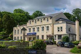 Located in ulverston, newby bridge hotel is near a train station and on a lake. Newby Bridge Hotel Ab 114 1 4 0 Bewertungen Fotos Preisvergleich Lake District Cumbria Tripadvisor