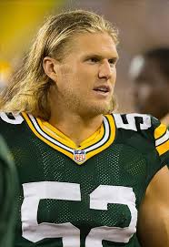 Packers' Matthews needs surgery after line drive hits nose