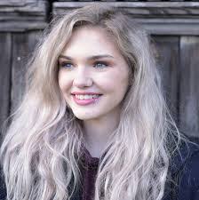 Natalie Okeefe's Instagram, Twitter & Facebook