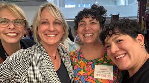 Karen Hofmann (@artcenterpreshofmann) · Instagram 照片和视频