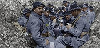 Un film d'une heure, plusieurs centaines de livres ou de photos. 14 18 Un Monde En Guerre Cnrs Le Journal