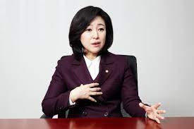 국회의원 황보승희 프로필, 국민의힘 서범수 대변인 학력 결혼 남편 자녀 나이 페미 정당 고향 재산 직역구 '이준석표' 당직 인선 속도.수석대변인에 황보승희 발탁 황보승희 국민의힘 의원. ê²½í–¥ì‹ ë¬¸