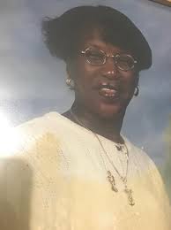 Leola Grimes's Instagram, Twitter & Facebook