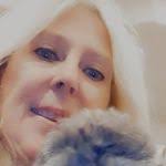 Karen Beckstead's Instagram, Twitter & Facebook