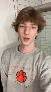 Nathan Leach's Instagram, Twitter & Facebook