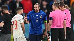 Giorgio chiellini has been ruled out until after the international break with a thigh injury. Kavlegi8j08nzm