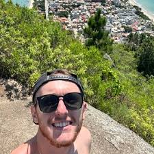 May Mossoi (@maymossoi)