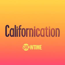 «californication» — американский телесериал производства телеканала «showtime», повествующий о жизни писателя хэнка муди, роль которого исполнил дэвид духовны. Californication Sho Cali Twitter