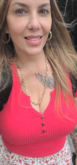 Hola mmi te extraño cuídate mucho