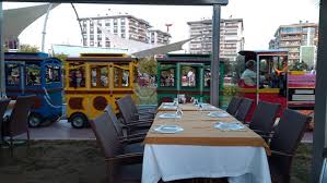 Akvaryum Cafe Restaurant Izmir Restaurant Reviews Photos Phone Number Tripadvisor