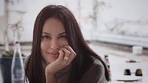 Manuela pinto vieira d'ávila (porto alegre, 18 de agosto de 1981) é uma jornalista e política brasileira. Sophia Latjuba Attends An Ex Husband S Wedding To Abdee Slank What S Happening