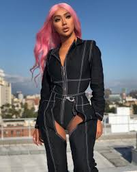 I M Ur Basic Average Girl I M Here To Save The World Regram Via Nikita Dragun Outfits Nikita Fashion