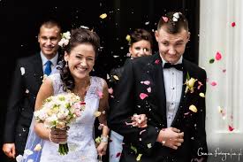 Hochzeitskleid übersetzung in polnisch — 1 gefunden. Wie Feiern Unsere Polnischen Nachbarn Hochzeit Wunderkarten Magazin