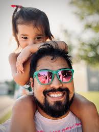 Hello, I'm Noah and something to know about me is I was recently in a  motorcycle crash and am stuck at home recovering 4 fractured bones and 2 in  ankle. But I'm