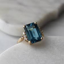 The Best Vintage Engagement Rings On Etsy Menkduke Vintage Cocktail Gemstone Ring Gemstone Rings Vintage Vintage Engagement Rings Etsy Fashion Rings