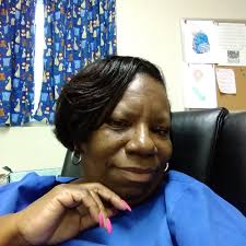 I make sure to always find the quiet moments… Can you guess what set I was  on? 😆 *** Hint…. It's back airing new episodes