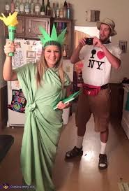 Dafür braucht ihr nur ein karton, schwarze und weiße farbe. Freiheitsstatue Machen Kostum Kostumidee Fur Karneval Halloween Fa Einfach Selber Machen Freiheitsstatue Kostum Selber Machen Freiheitsstatue Kostum Kostume Selber Machen