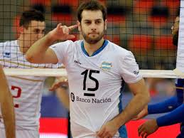 He was named as the most valuable player of the 2010 south american club championship. Luciano De Cecco Somos Un Pais Mediocre Siempre Nos Comparamos Con Lo Que No Tenemos Infobae