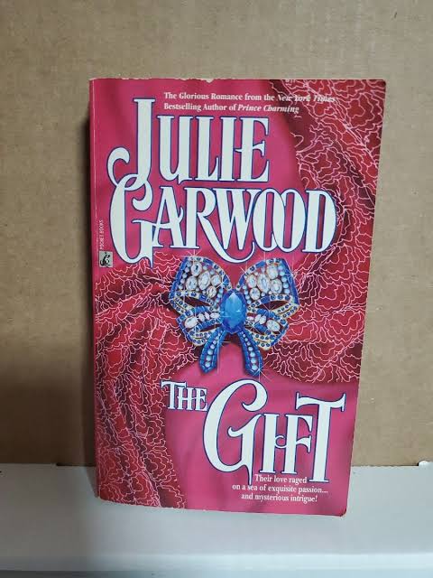 The Gift by Julie Garwood (1991, Mass Market) 9780671702502| eBay