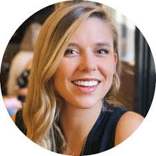 Danielle Norton's Instagram, Twitter & Facebook