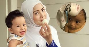 Bila anak demam, ibulah yang paling susah hati. Petua Rawat Demam Panas Dengan Telur Rebus Meme Wani Terkejut Suhu Badan Anaknya Turun Nona
