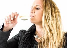 Meet Mandy Connor of Hummingbird Bridal and Events