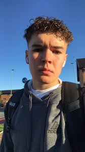 Sam Liddell (@sam.liddell.359) • Facebook, Connect with friends