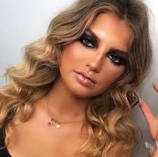 Find the perfect christine schubert stock photos and editorial news pictures from getty images. Hairbynushra Haircut Colour By Francesco Pages Directory