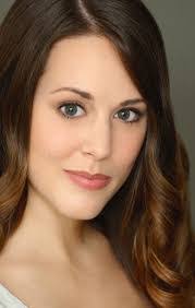 Danielle Heaton's Instagram, Twitter & Facebook