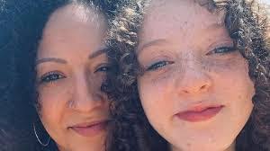 Lisa Rosado's Instagram, Twitter & Facebook