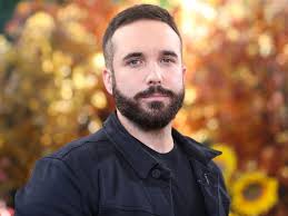 Country Singer Tyler Rich Says He Found Dead Body in Chicopee Park