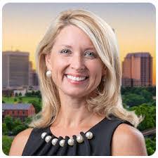 Victoria Sears's Instagram, Twitter & Facebook